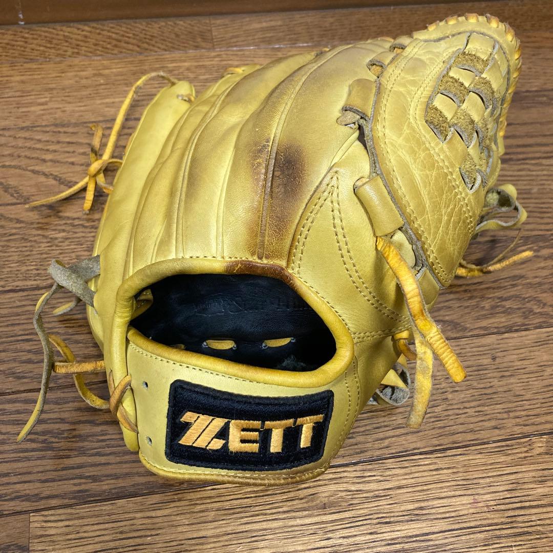 【即戦力・良型】ZETT（ゼット） 硬式・投手用〈グローブ袋付〉