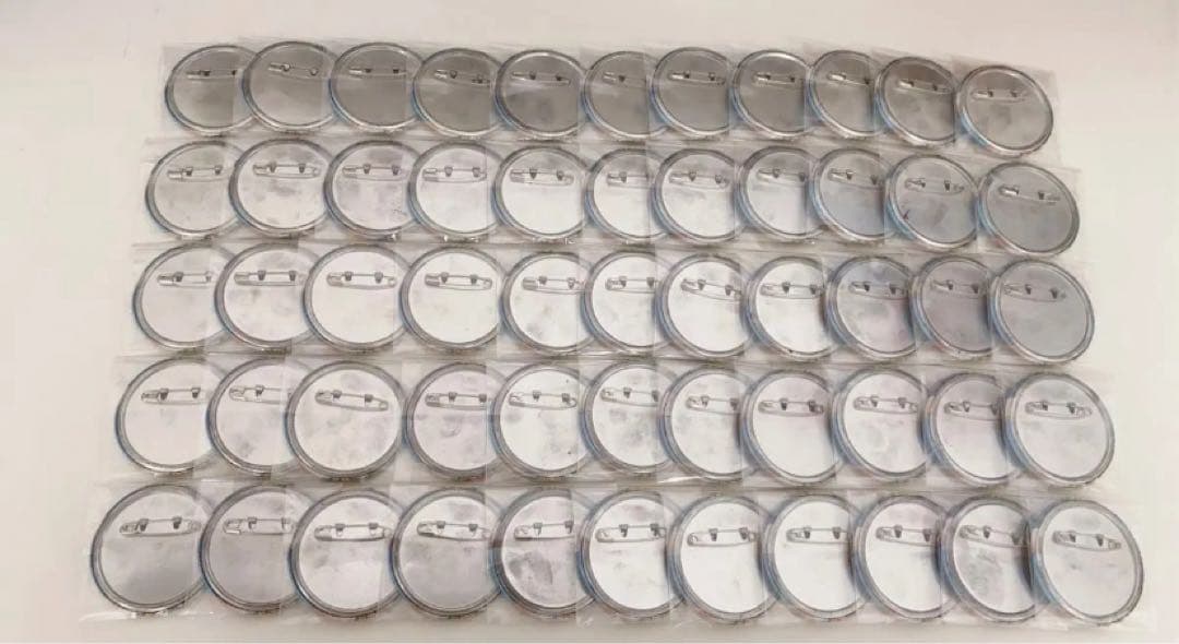 〈 即購入〇 週末限定値下げ 〉鏡音レン 缶バッジ 10a83個