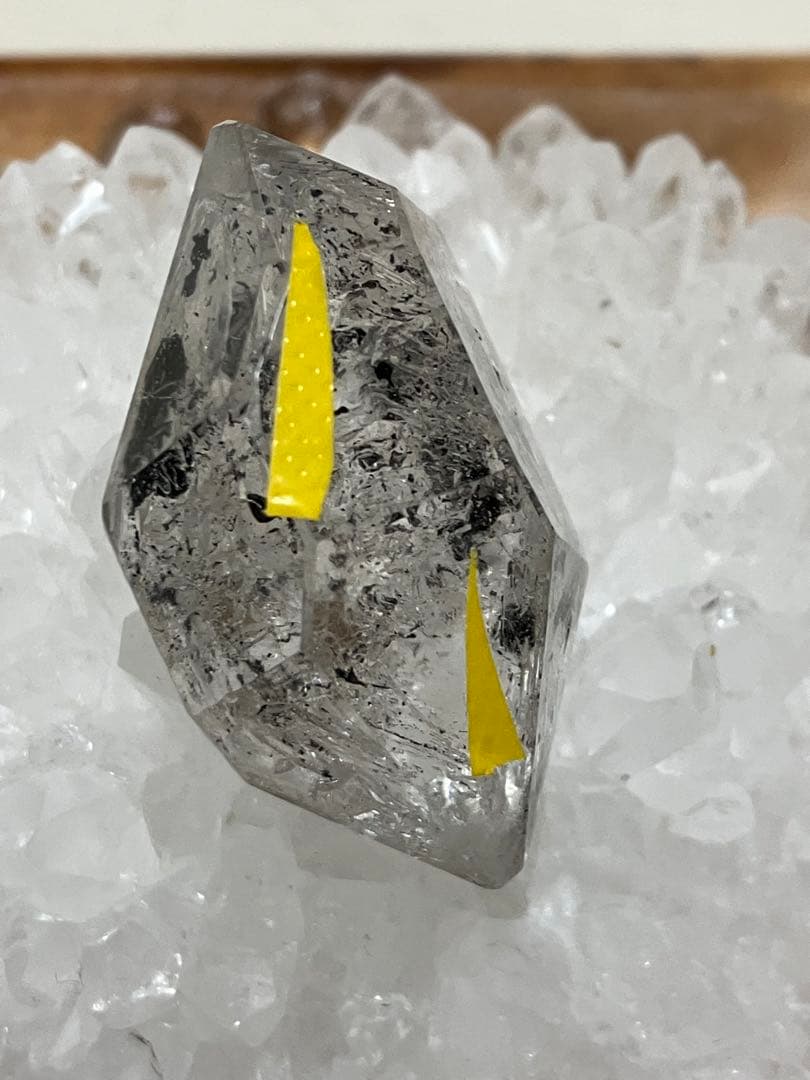 希少　流砂　気泡入り　エレスチャルクォーツオブジェ　43.3mm×29.3mm