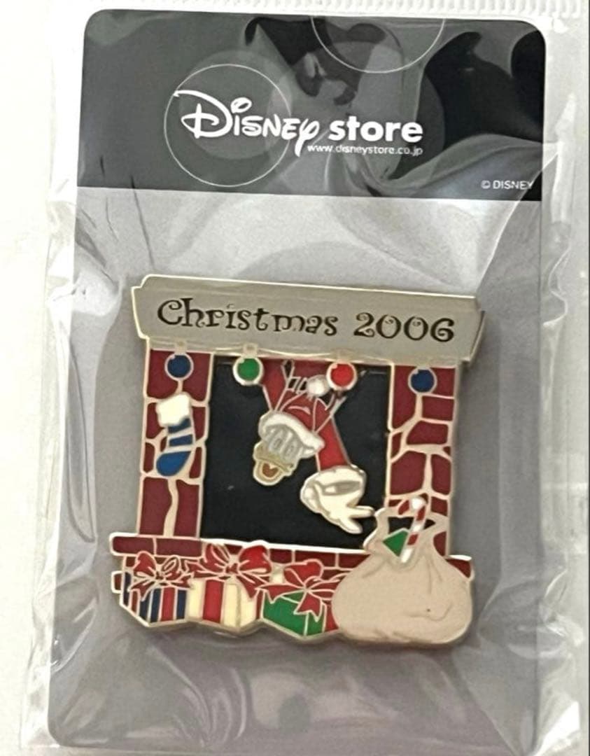 ディズニーストア クリスマス限定 2006 ピンバッジ 7個セット