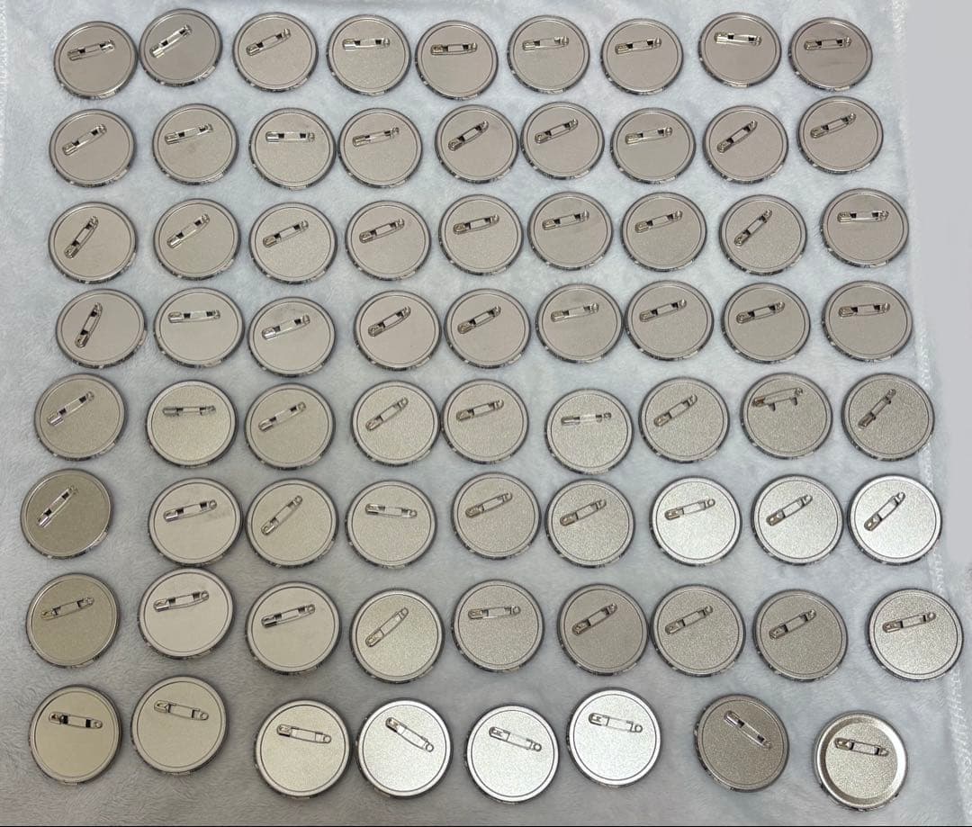 ブルーロック 凪誠士郎 仮面舞踏会 缶バッジ 70点 ノーブル1点