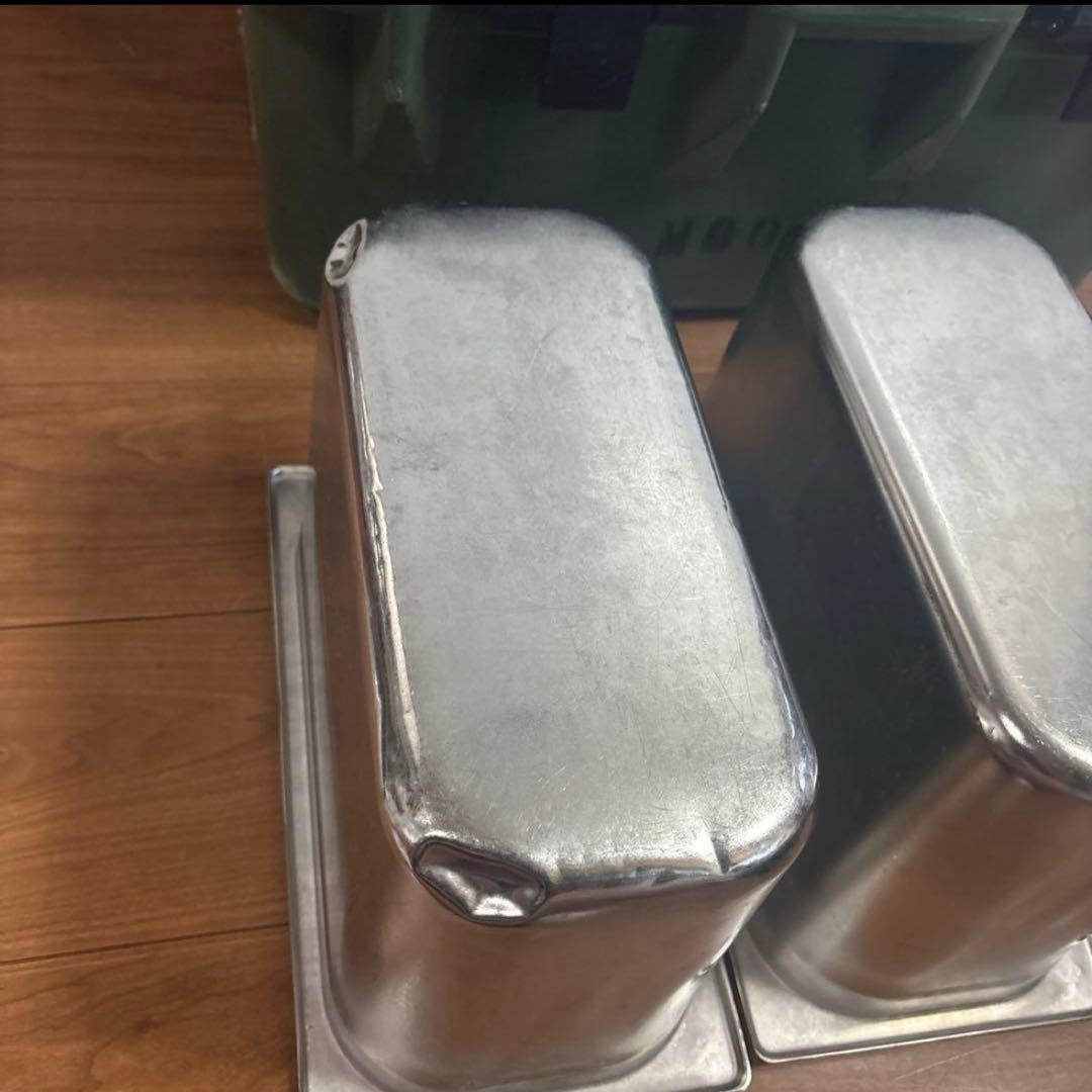 米軍　実物　CAMBRO フードコンテナ　送料無料