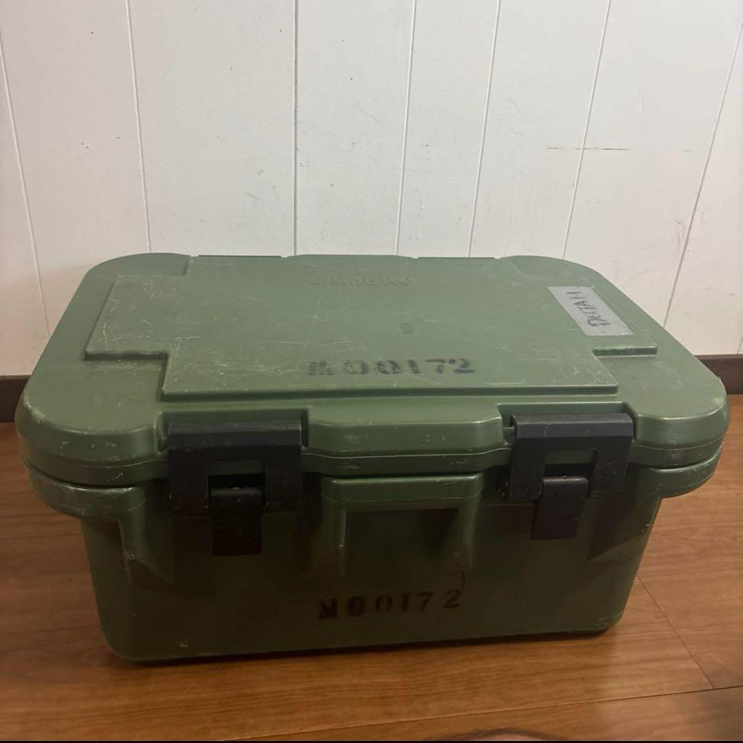 米軍　実物　CAMBRO フードコンテナ　送料無料