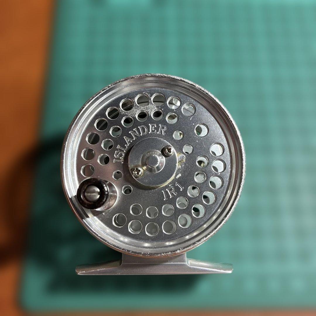 アイランダー　IR1 フライリール　カナダ製　小型