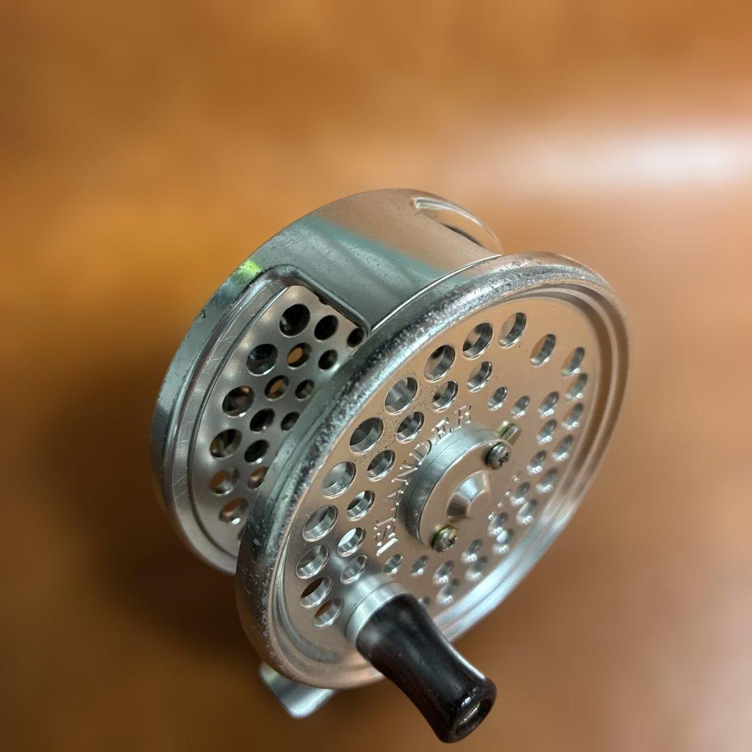 アイランダー　IR1 フライリール　カナダ製　小型