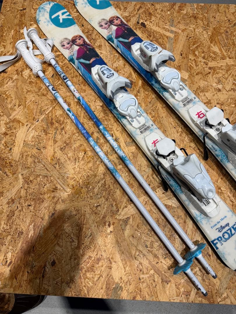 ロシニョール アナと雪の女王 ジュニア92cm ROSSIGNOL ストック付き