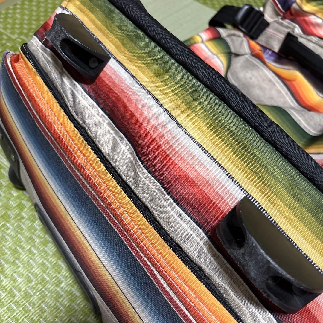 BURTON バートン　ストライプ柄 キャリー付きバックパック 内容量120㍑