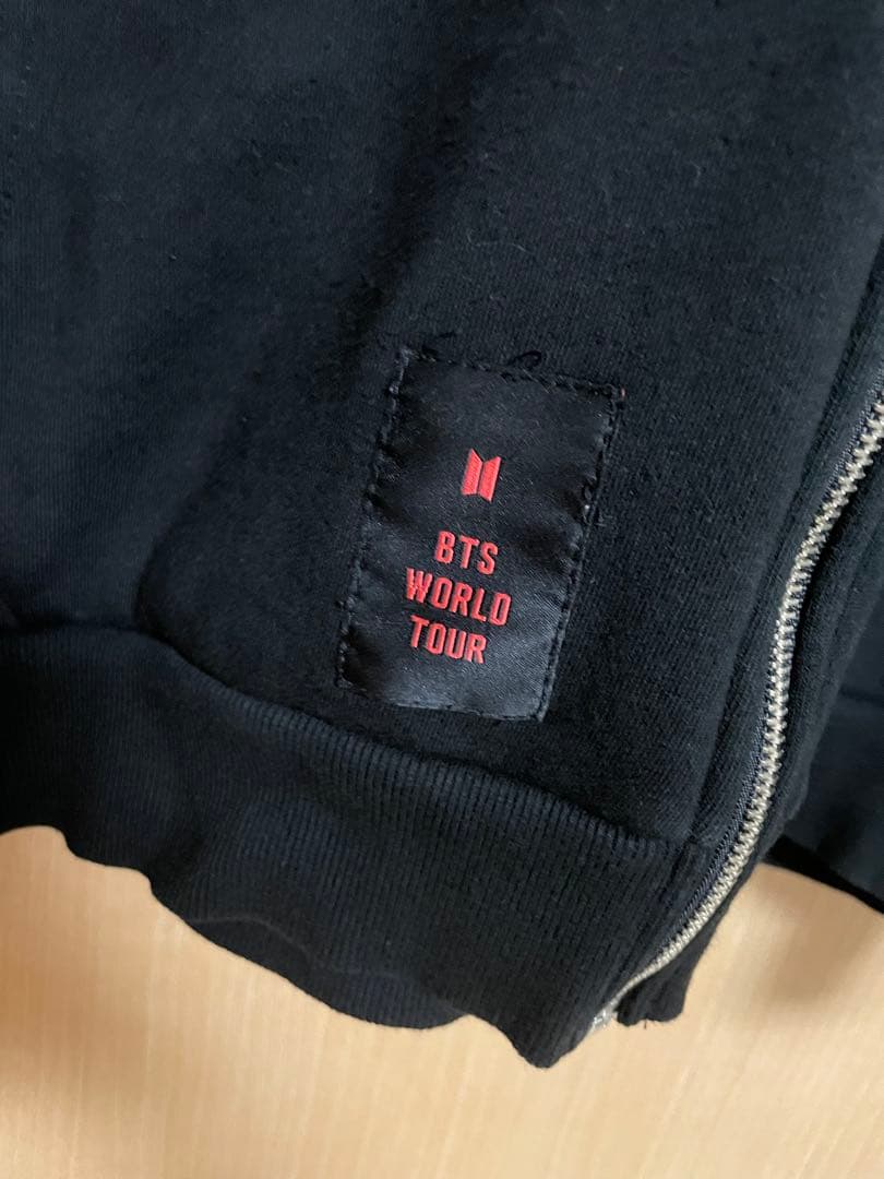 BTS ツアー LoveYourselfパーカー