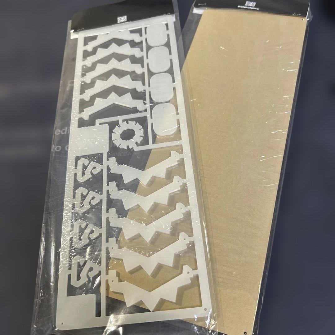 bombonero ボンプラミニ 蓄光 グリーンアクリルプレート