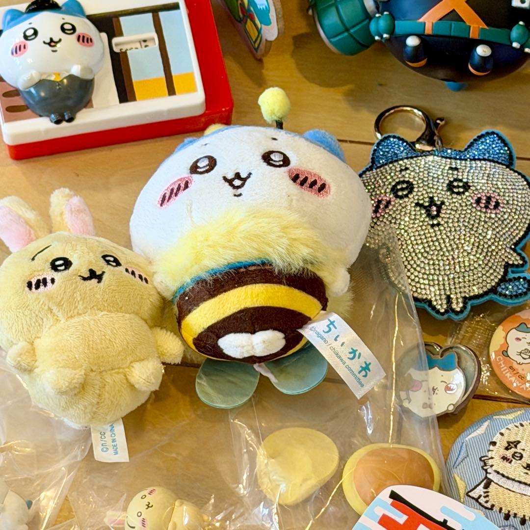 ちいかわ グッズ大量まとめ売り 50点以上 缶バッチ フィギュア キーホルダー