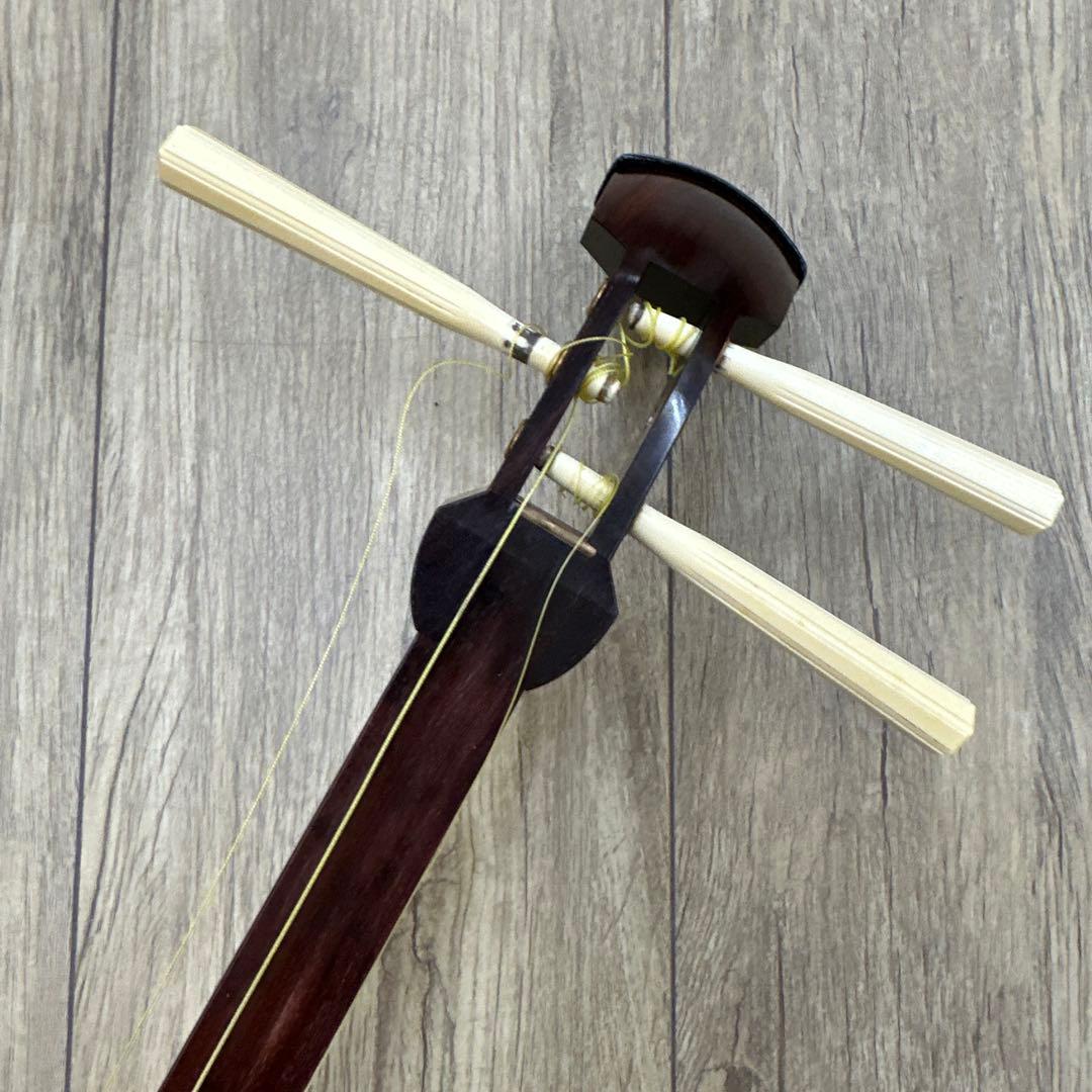 極上　糸巻　三味線　102㎝　ケース付　 東な7-1218①