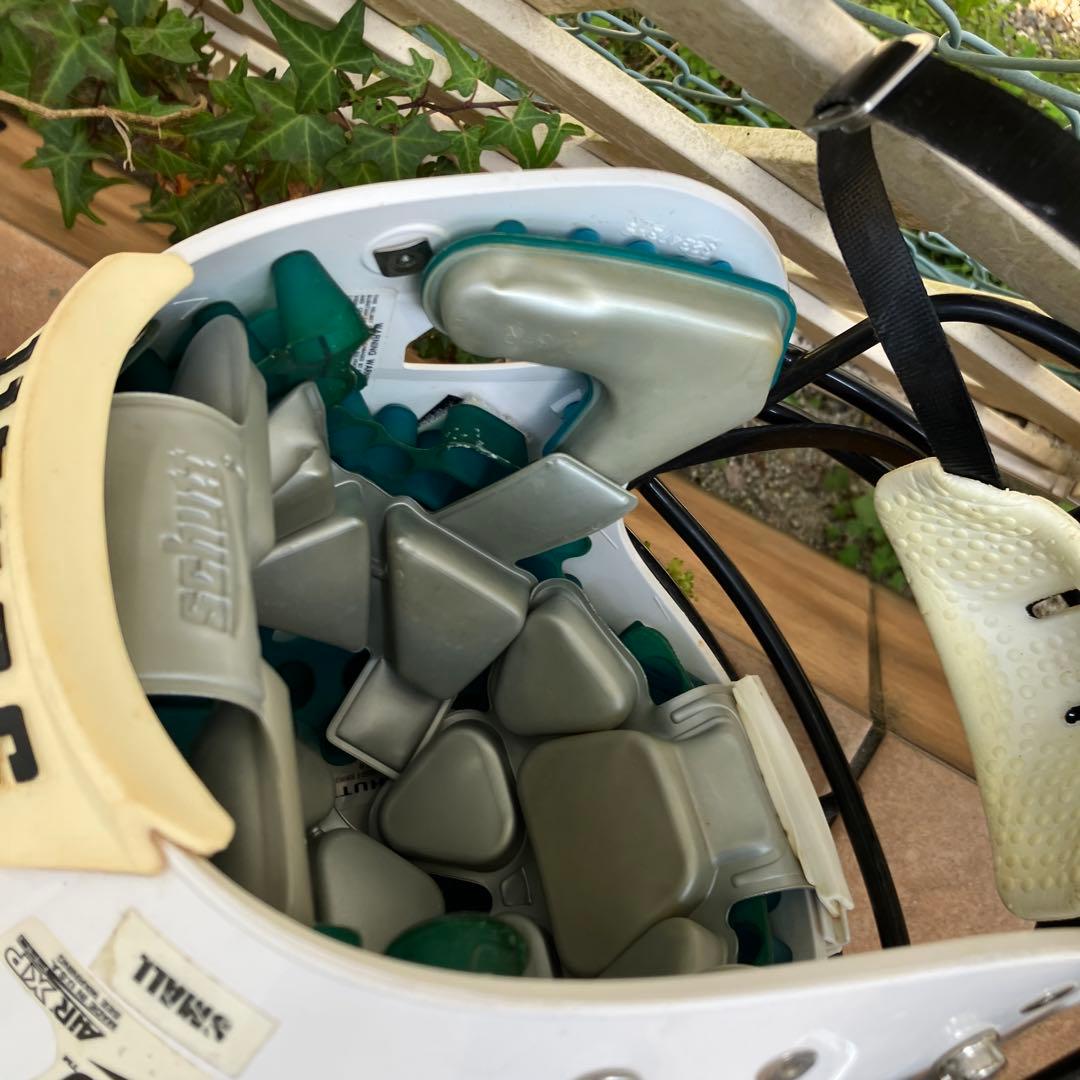 Schutt Riddell アメリカンフットボールヘルメット