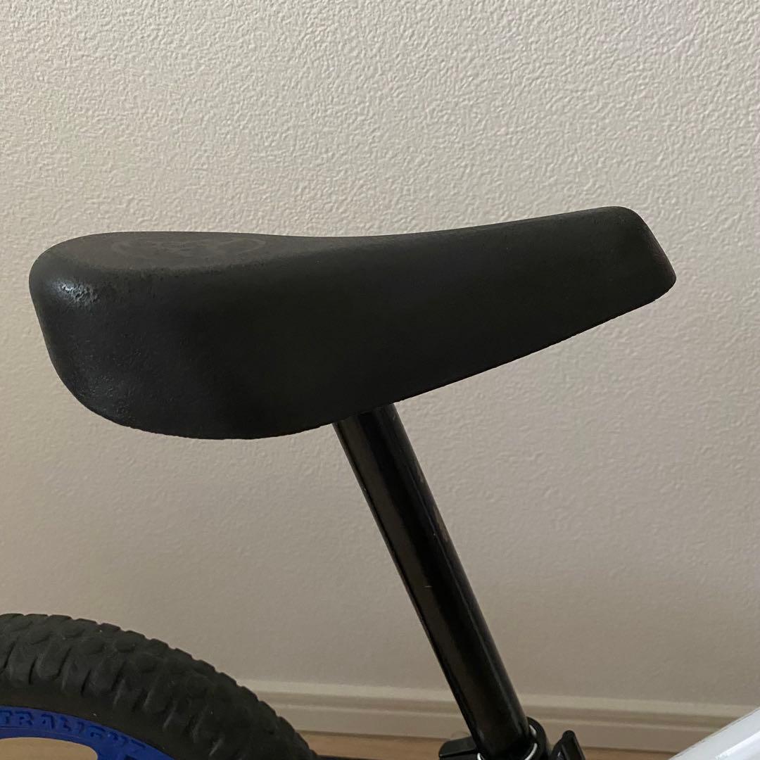 【期間限定セール】ストライダー　ムラサキスポーツ限定カラー　トリコロール