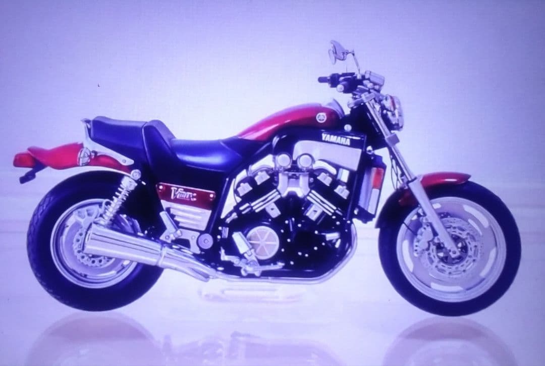 ミニチャンプス 1/12 ヤマハ V-MAX