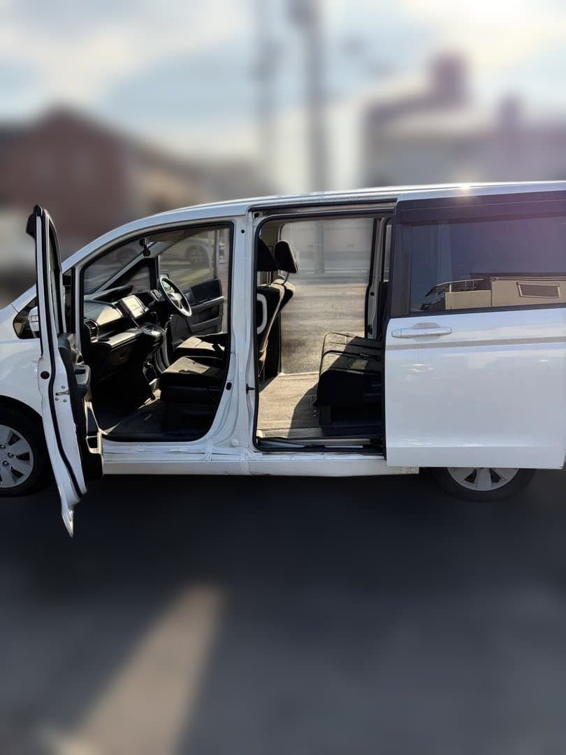 ホンダ ステップワゴン 平成25年