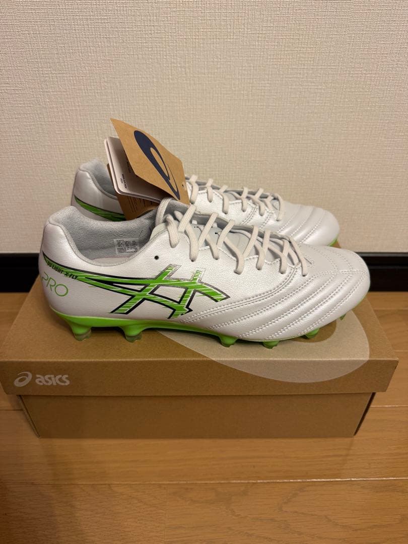 【新品未使用タグ付】asicsDS LIGHT X-FLY PRO 3 25.5