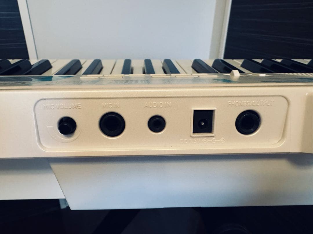 CASIO 61鍵盤 電子ピアノ LK-128 スタンド付き