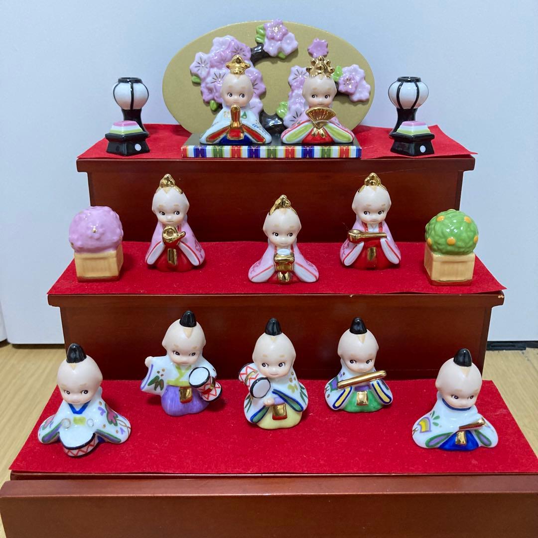 キューピー　ひな人形3段セット 陶器製