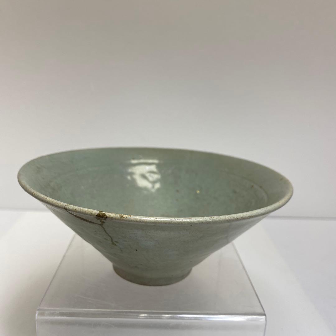 16世紀　高麗青磁茶碗　タサオ　口径15.5㎝　東里8-0130②