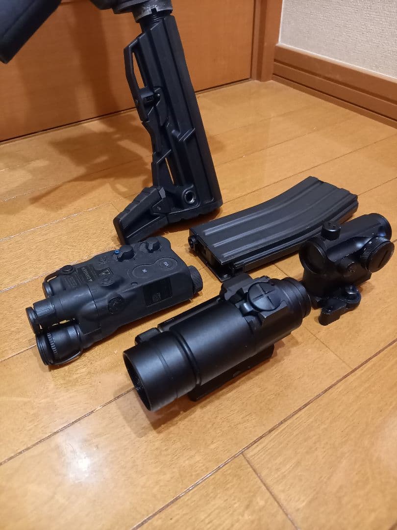 東京マルイ　次世代電動ガン　M4 socomベース　MTR-16仕様