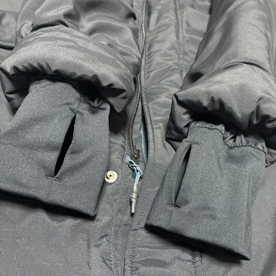 アンダーアーマー　ベンチコート　M