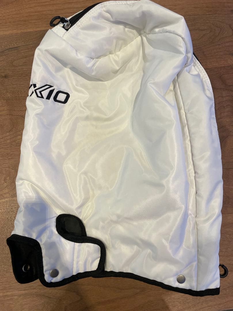 XXIO ホワイト キャディバッグ