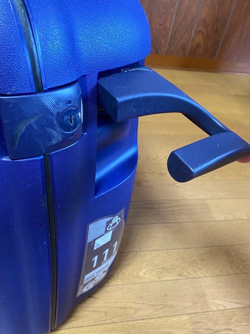 サムソナイト Samsoniteオイスター欧州デザイン