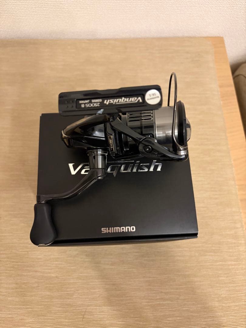 19 ヴァンキッシュ　2500S