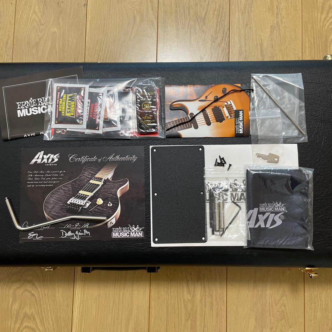ギター Music Man AXIS Tribute Translucent Black