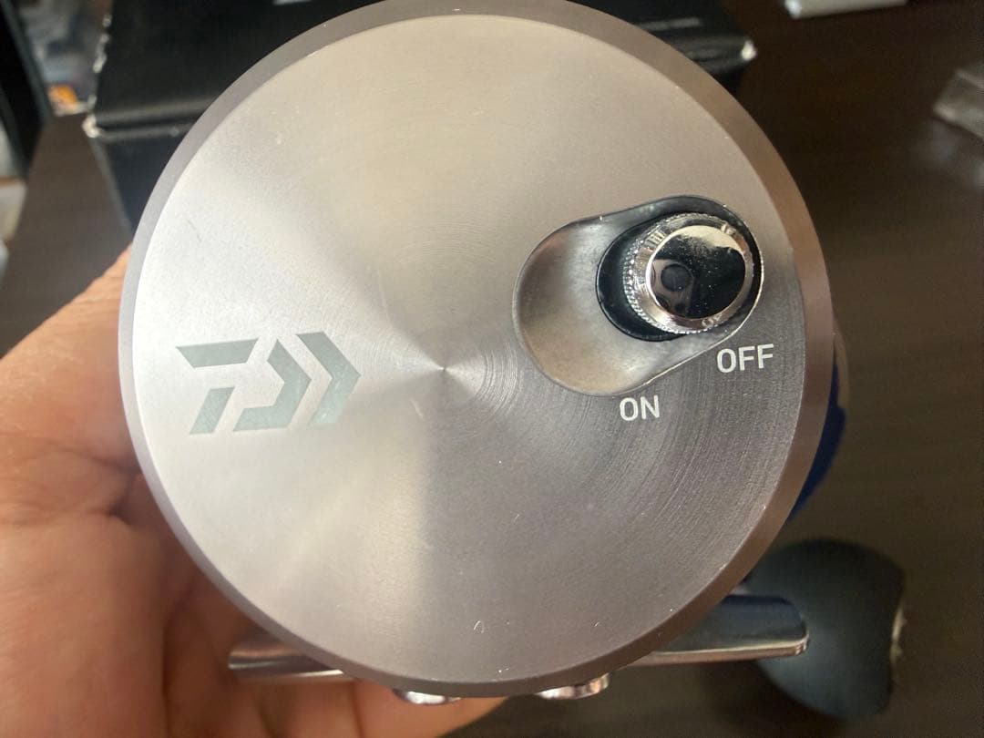 DAIWA SALTIGA 35NH L ベイトリール