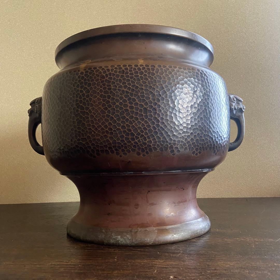 銅製　獣耳　槌目模様　火鉢　古い火鉢