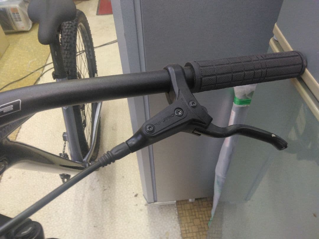 【美品】Cannondale Trail SE4　29インチ　Sサイズ　ペダル無