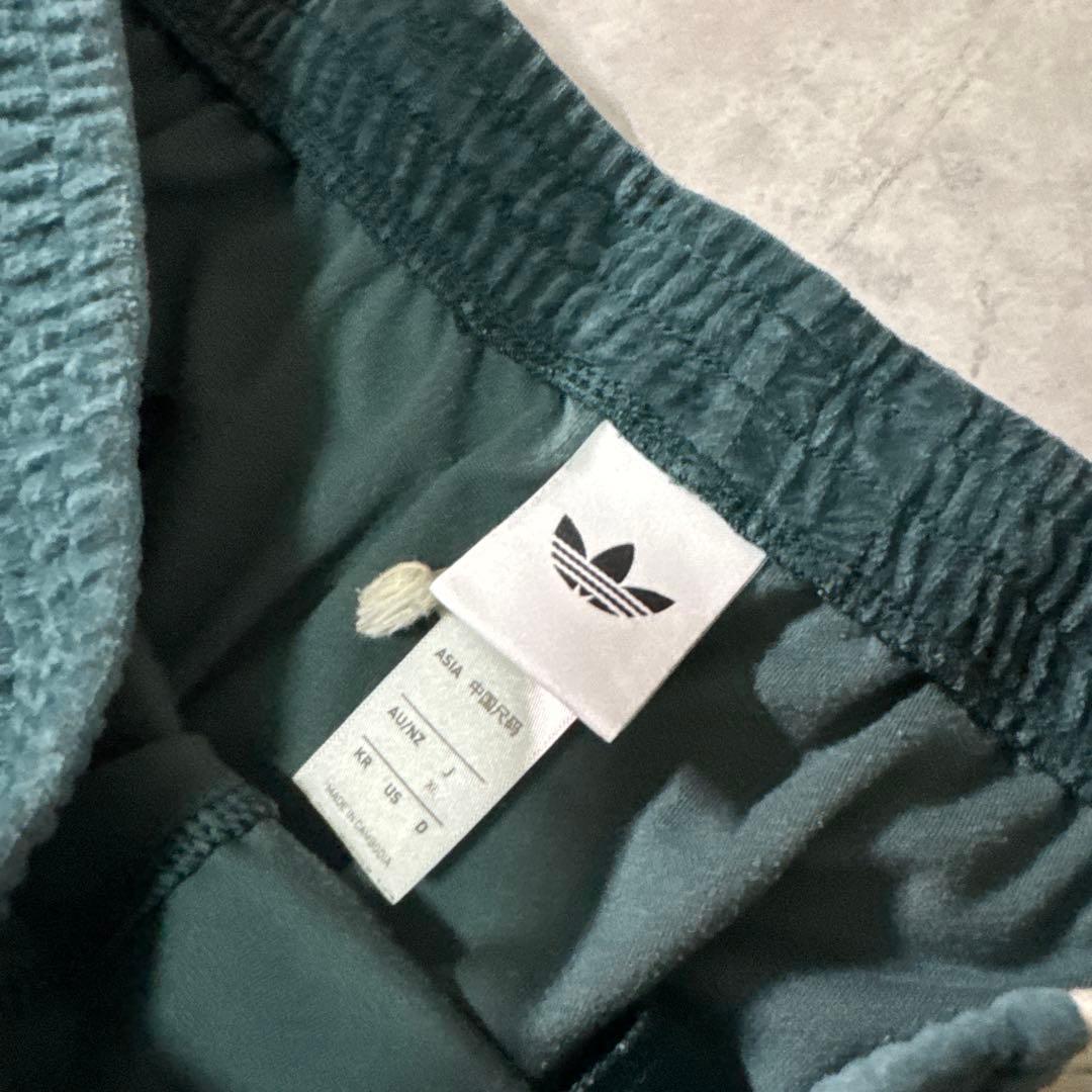 adidasトラックパンツ ベロア LIBERTY LONDON グリーン XL