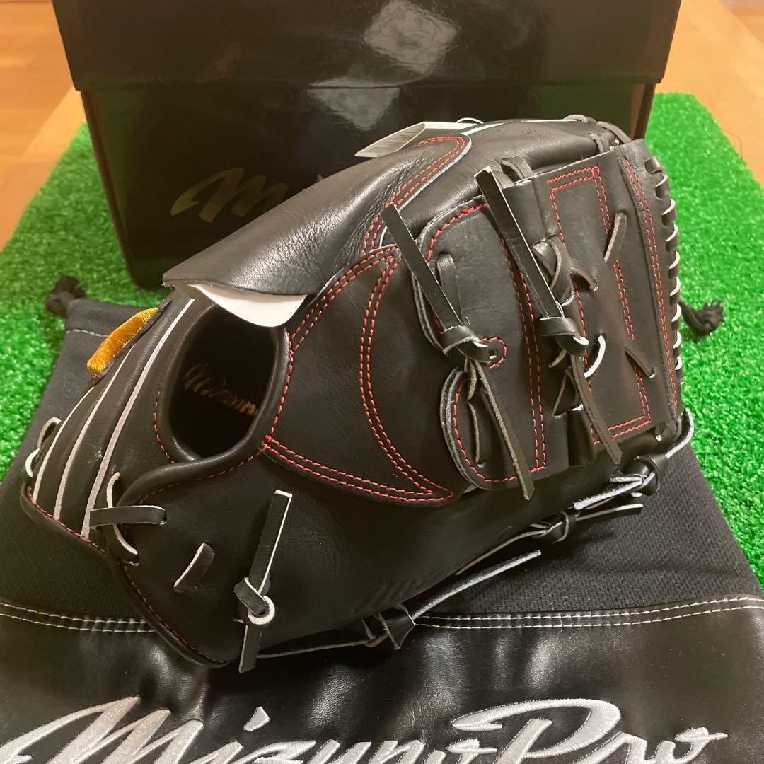 ミズノプロ1AJGH32001 09 硬式、投手・右投げ用(伊藤型サイズ11)黒