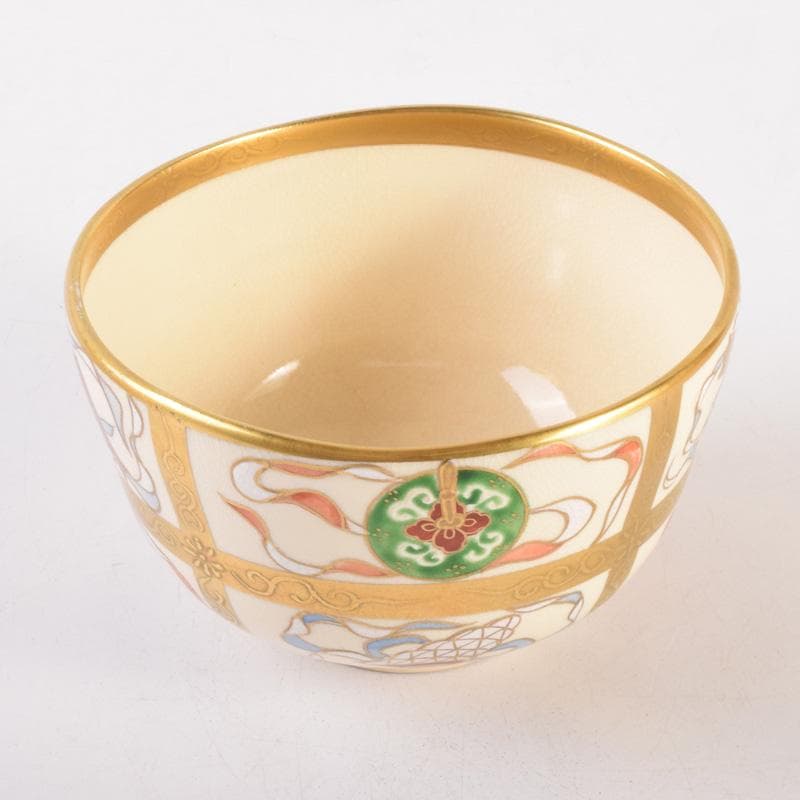 茶道具　京焼　鳴滝窯　橋本城岳作　色絵金彩　八宝文　茶碗　共箱　V　7194