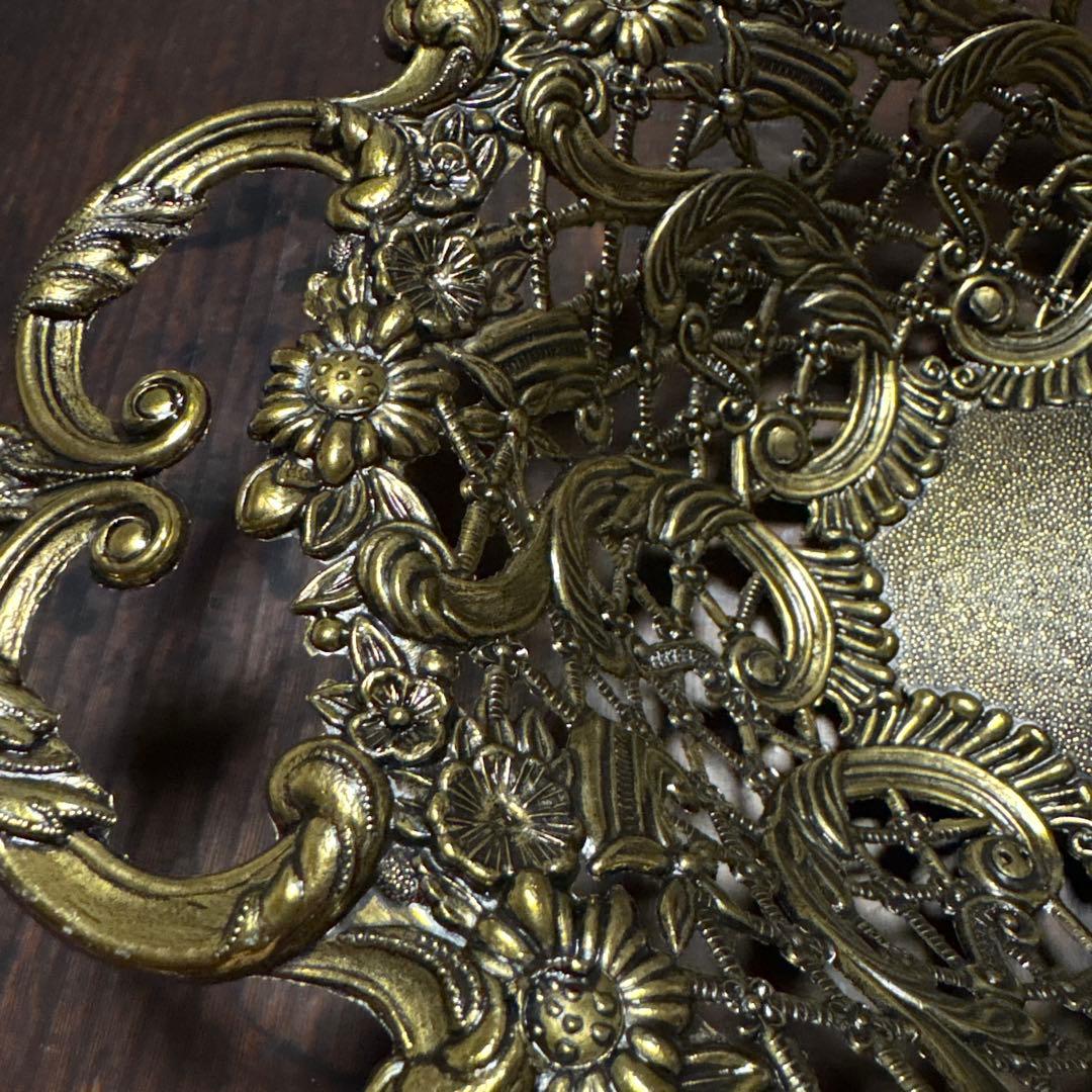 【アンティーク・素材不明・真鍮風】イタリア製 バスケット