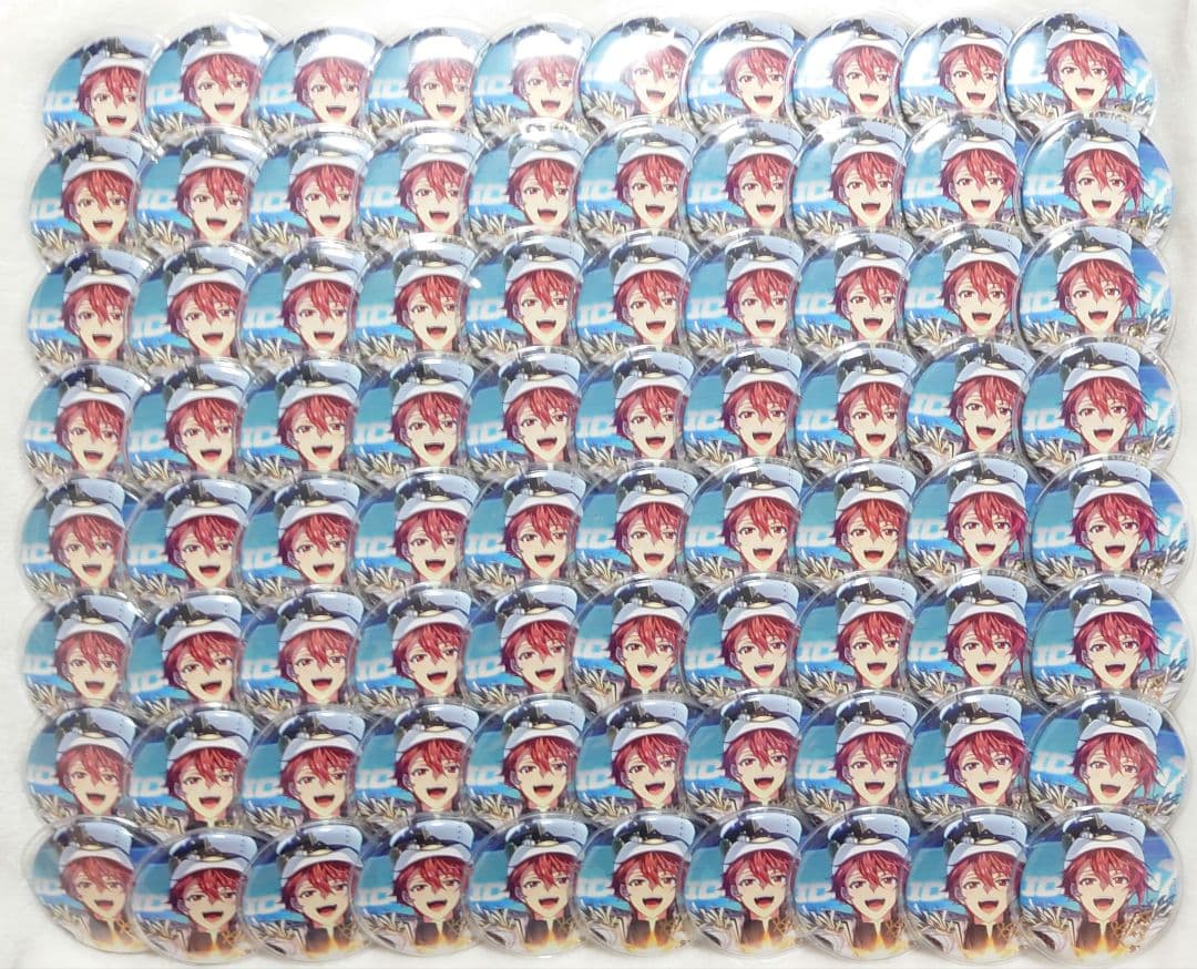 アイドリッシュセブン　七瀬陸　ブラホワ缶バッジ