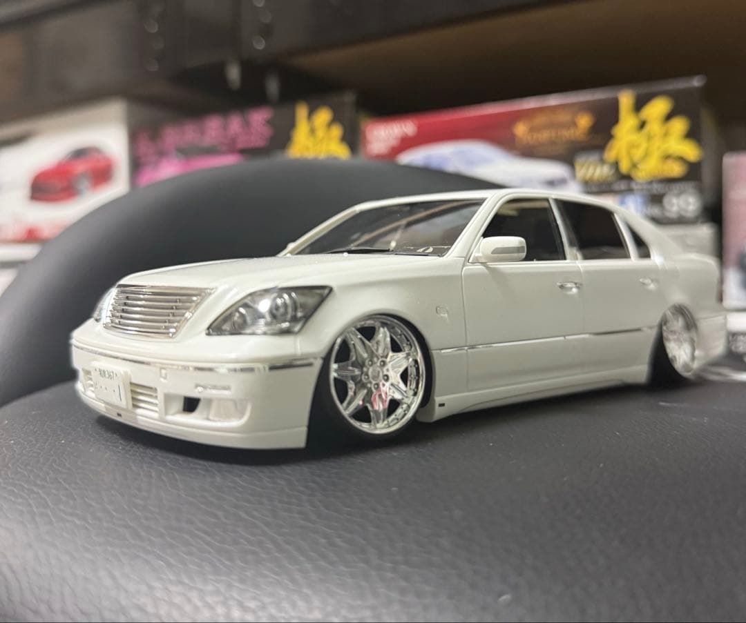 アオシマ エイムゲイン UCF31 セルシオ