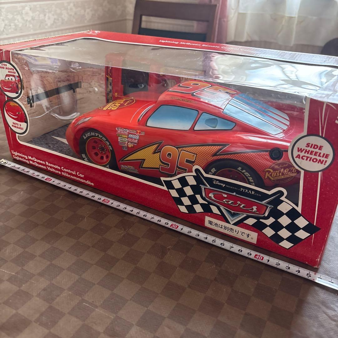 カーズ　Lightning McQueen リモコンカー