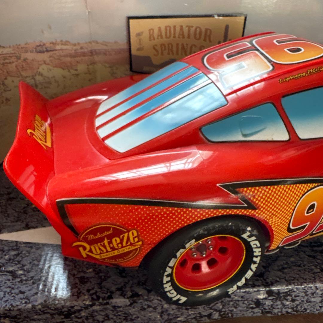 カーズ　Lightning McQueen リモコンカー