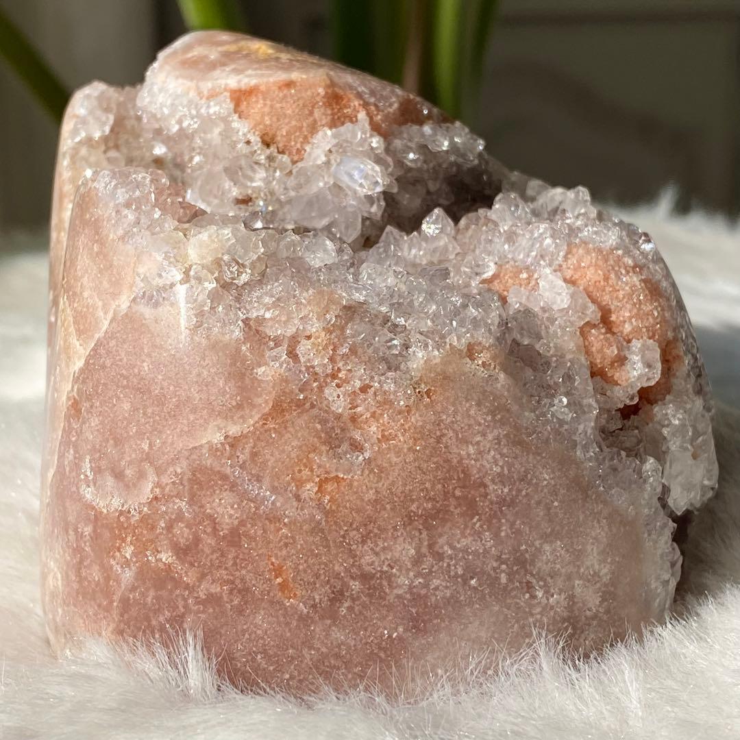 【 天然石 ピンクアメジスト ドゥルージー 原石 ドーム 約670g】