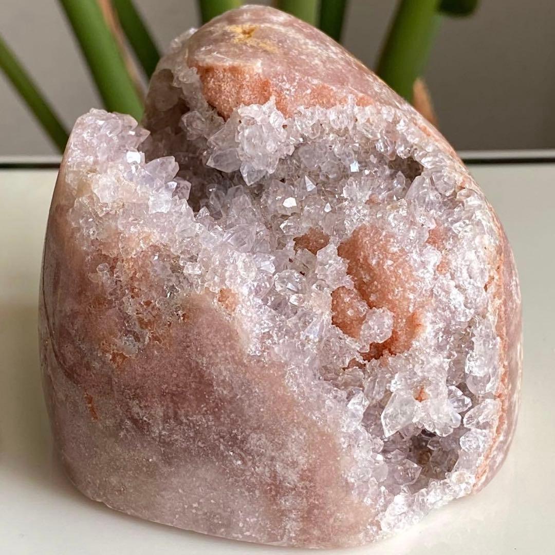 【 天然石 ピンクアメジスト ドゥルージー 原石 ドーム 約670g】