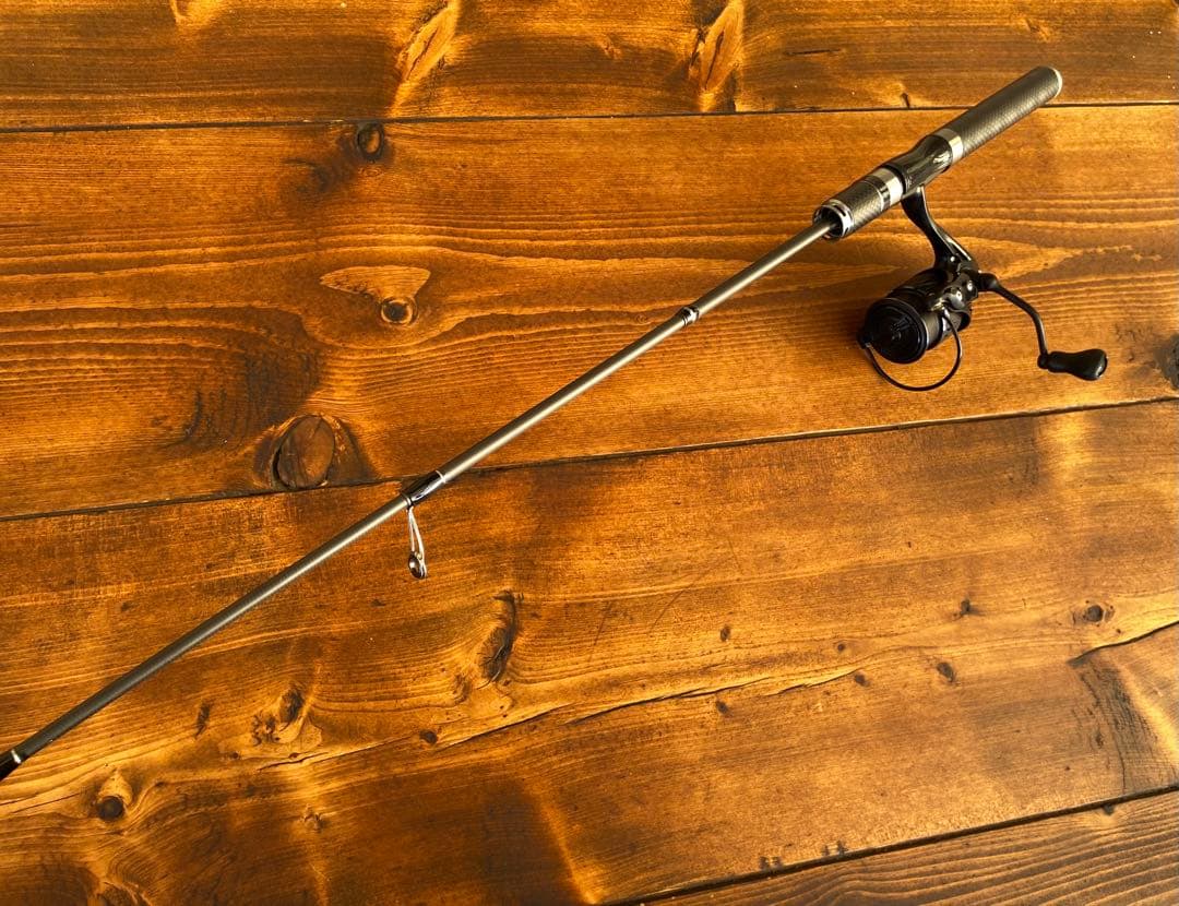 トラウトセット　トラウトロッド　5ft 渓流釣り　超軽量　カーボンロッド　リール