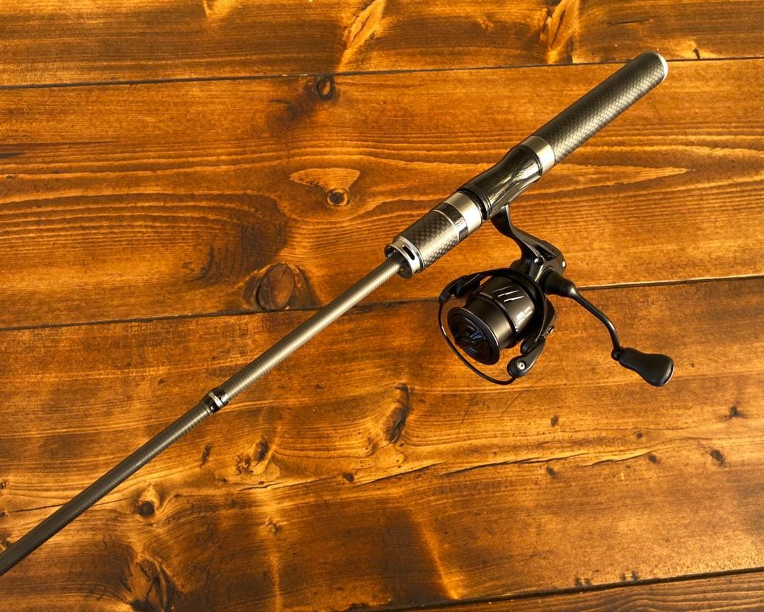 トラウトセット　トラウトロッド　5ft 渓流釣り　超軽量　カーボンロッド　リール