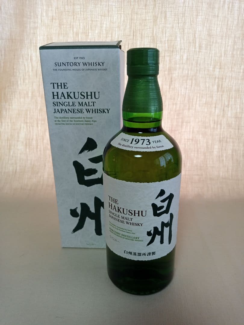 サントリーシングルモルトウイスキー　白州　未開封品　箱付