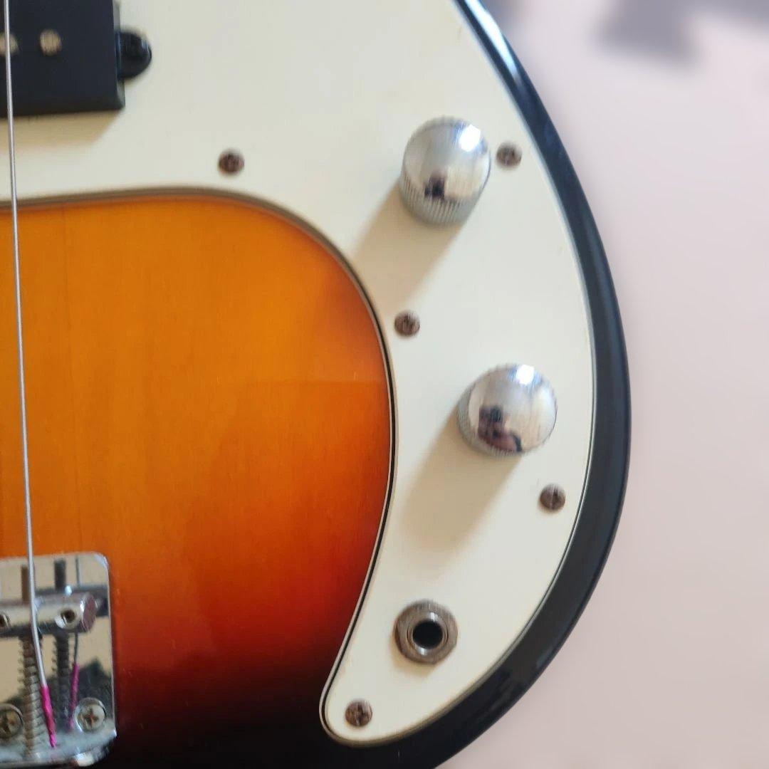 Bacchus Universeries エレキベース