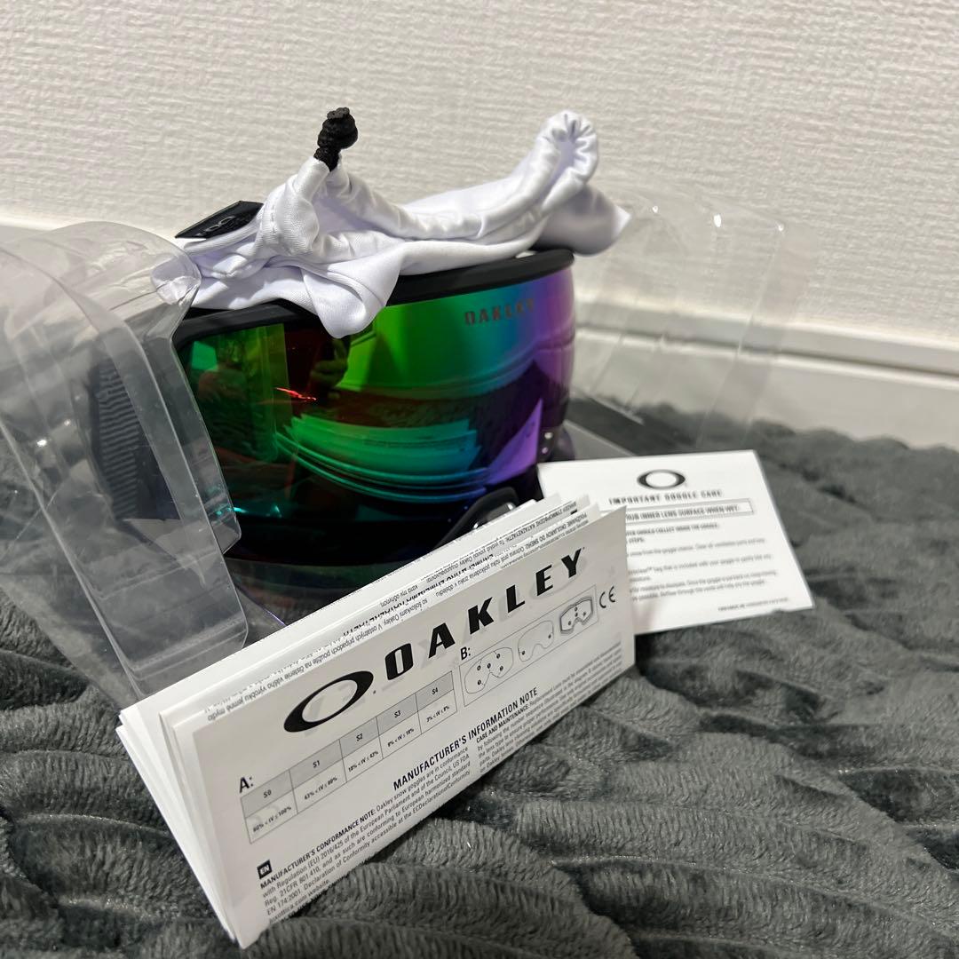 【新品未使用】オークリー フライトトラッカー XL メタルブラック