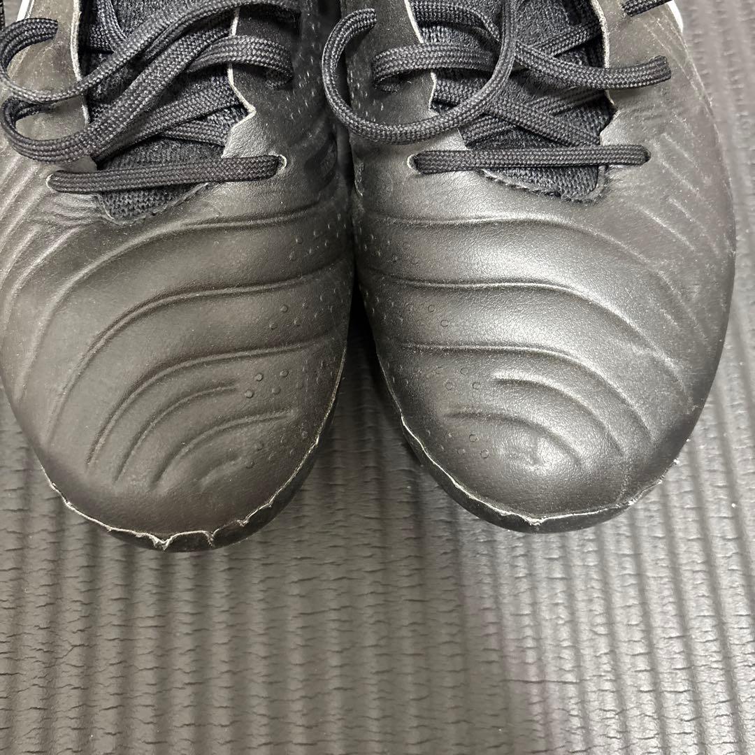 NIKE スパイク ティエンポ