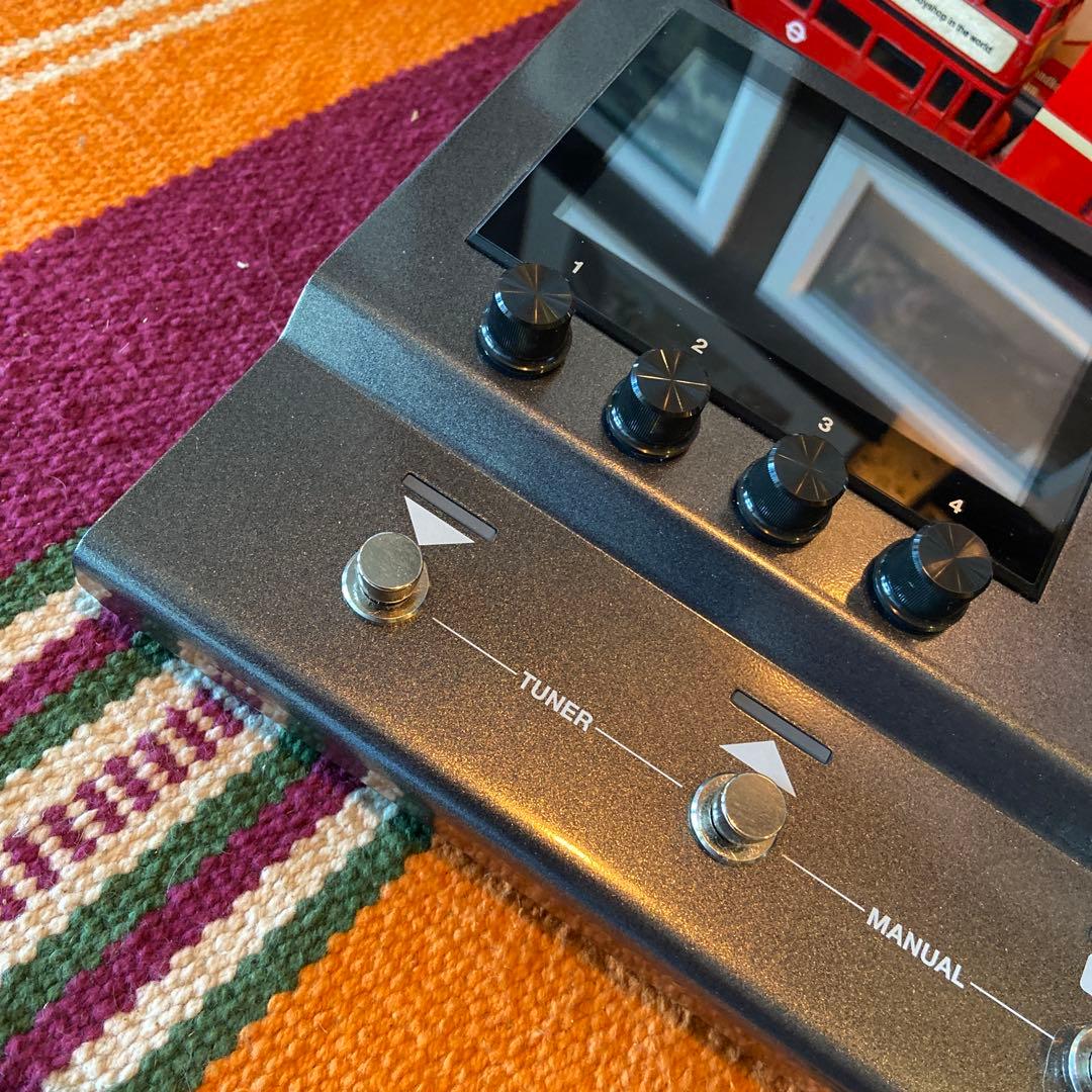 BOSS GX-10　極美品　ワンオーナー　画面フィルム貼り付け済み