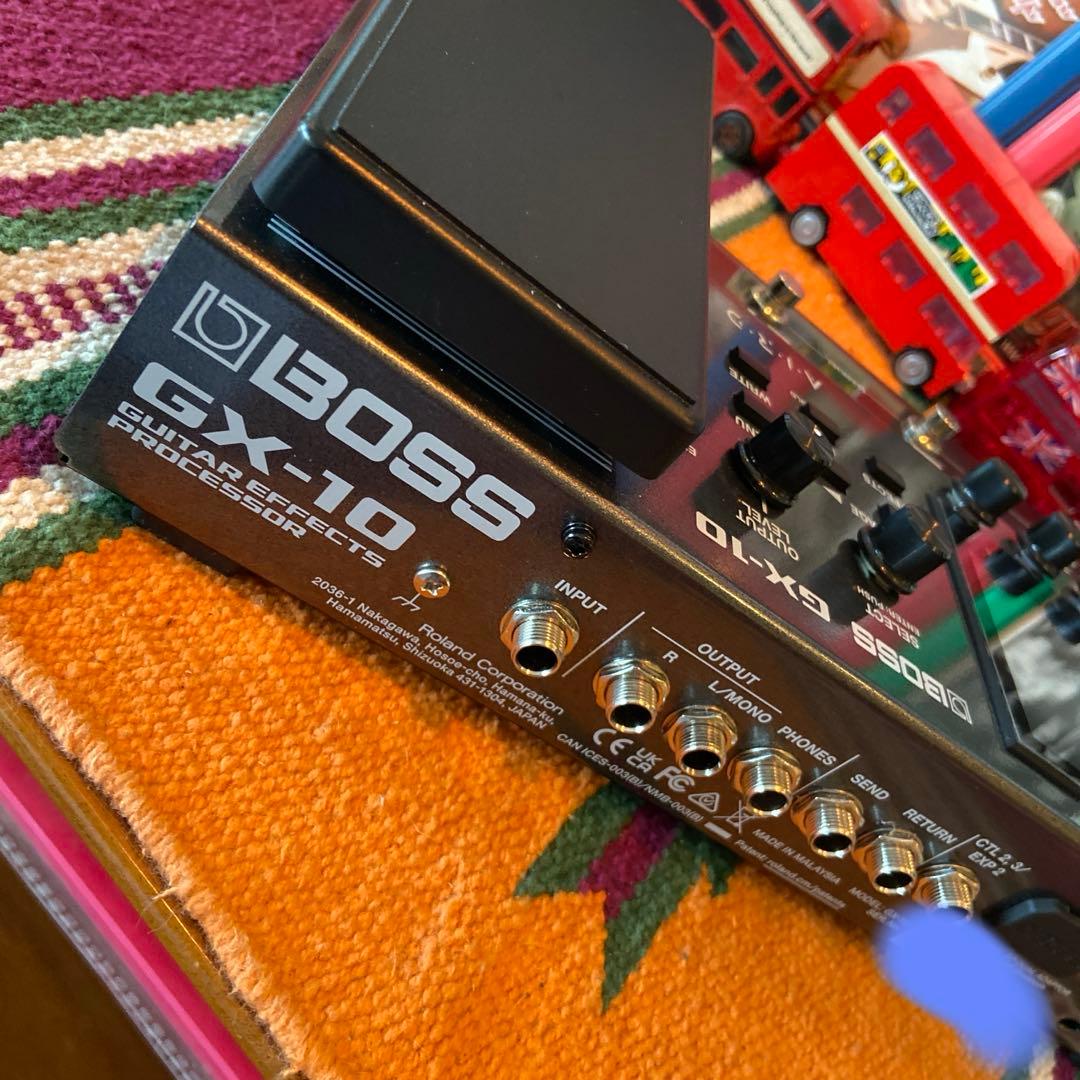 BOSS GX-10　極美品　ワンオーナー　画面フィルム貼り付け済み